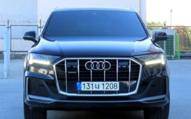 아우디 Q7 2021/10 46,783km