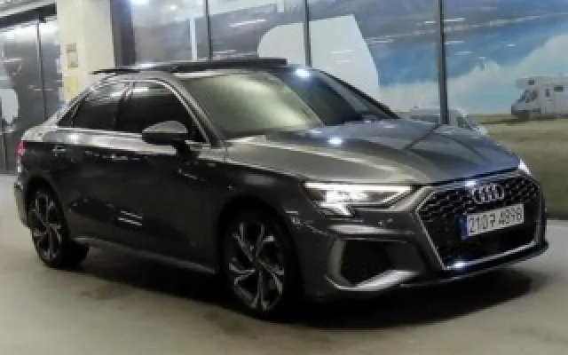 아우디 A3 2023/09 15,950km